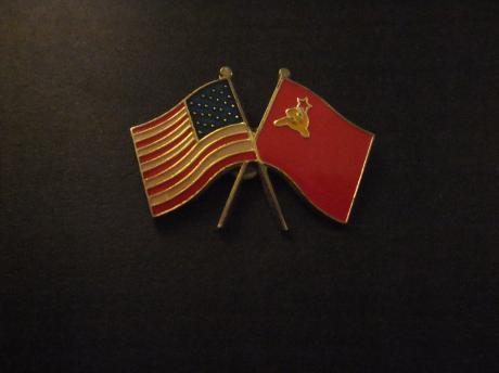 Vlag van Amerika en Sovjet Unie ( rode ster)